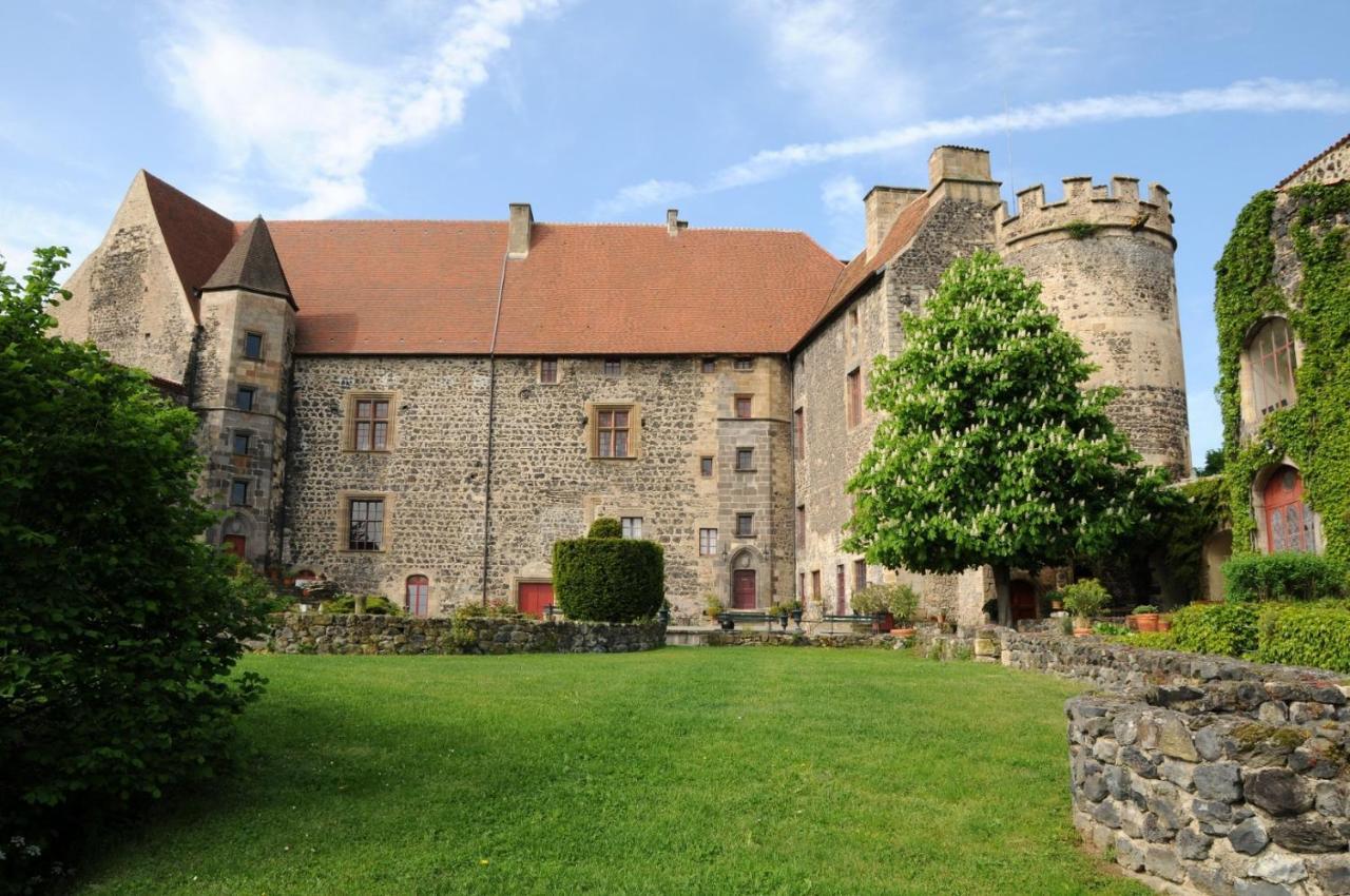 Chateau Royal De Saint-Saturnin Saint-Saturnin (Puy-de-Dome) Exterior foto