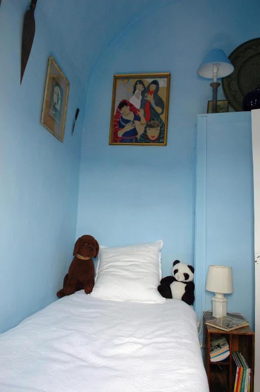 Chateau Royal De Saint-Saturnin Saint-Saturnin (Puy-de-Dome) Quarto foto